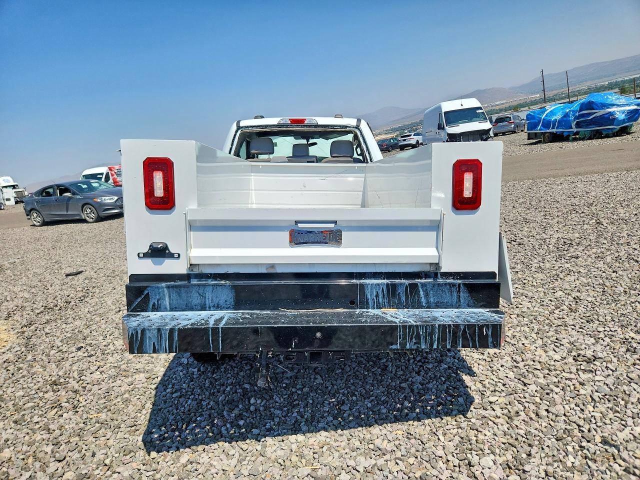 2022 Ford F250 Sd 2Wd V8 Ffv Reg Cab 6.2L Xl Utility / Service Body - Image 6