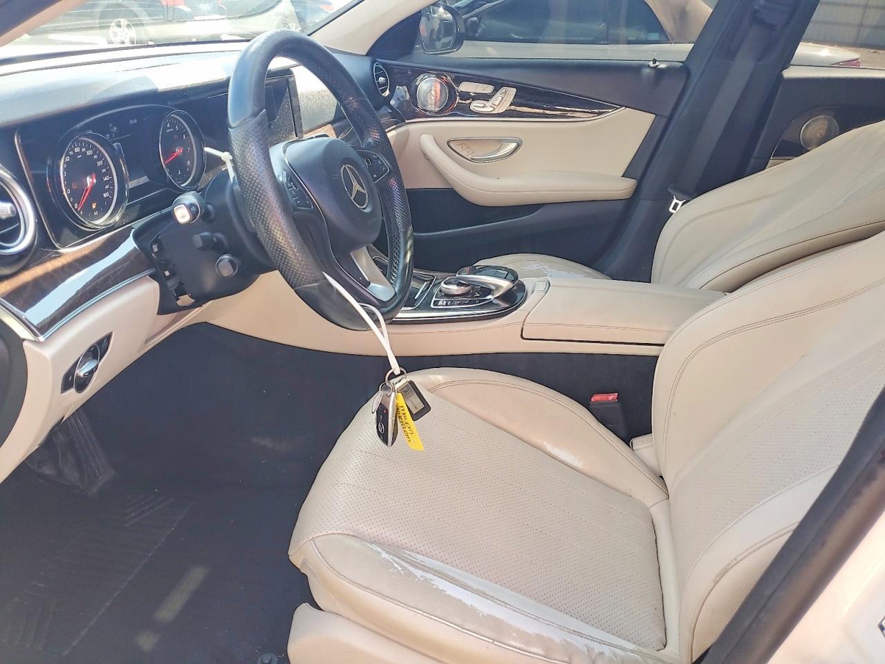 2017 Mercedes-Benz E 300 - Фото 7