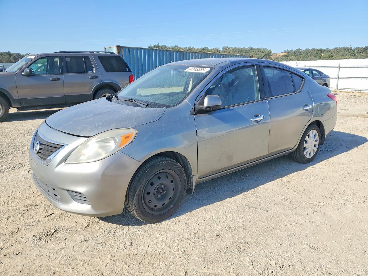 2012 Nissan Versa 1.6 S