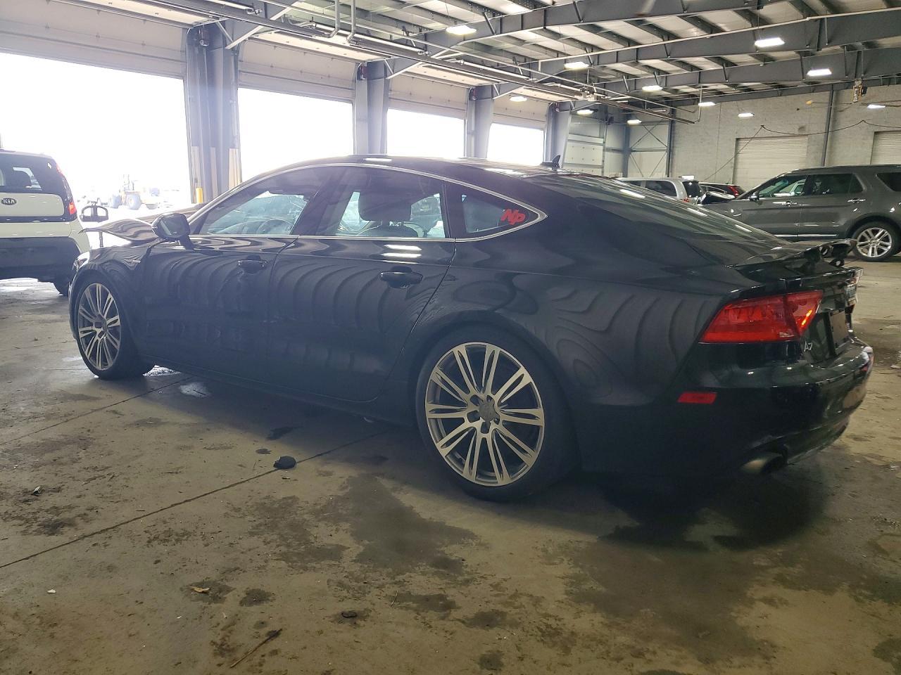 2012 Audi A7 Premium Plus - Image 2