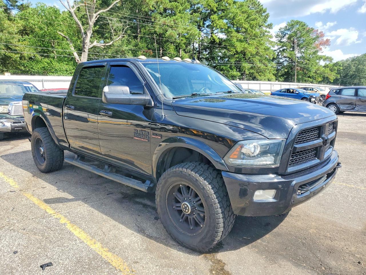 2017 Ram 3500 Laramie - Фото 4