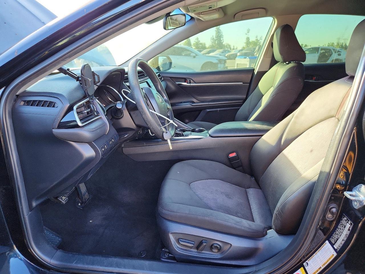 2018 Toyota Camry Le - Фото 7