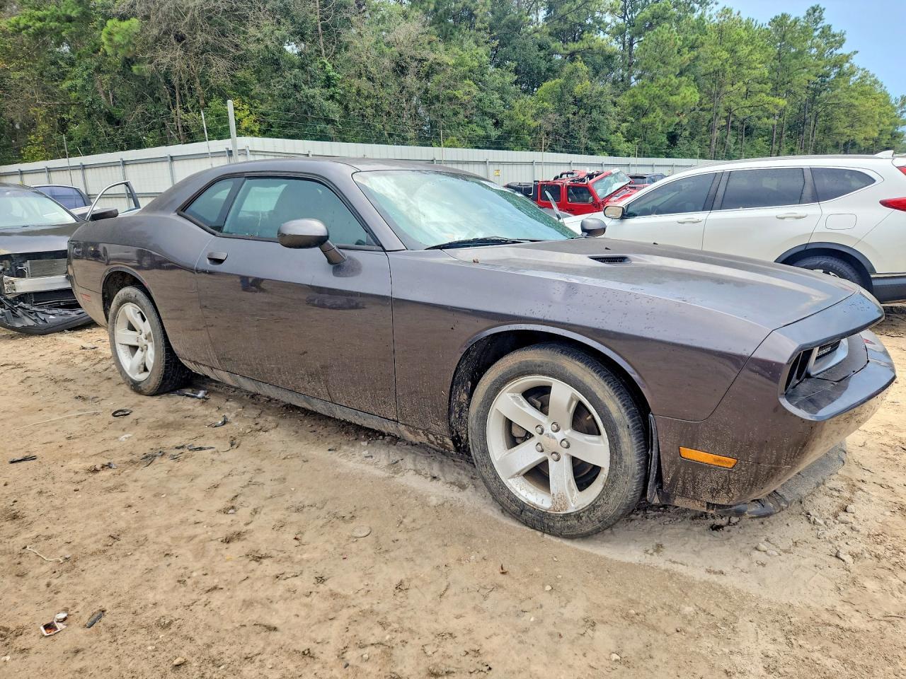 2014 Dodge Challenger Sxt - Image 4