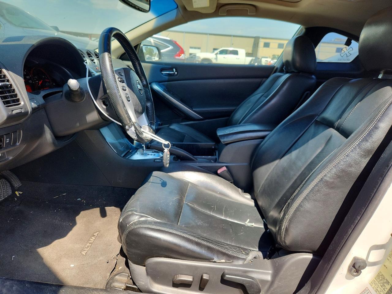 2009 Nissan Altima 3.5 Se - Image 7