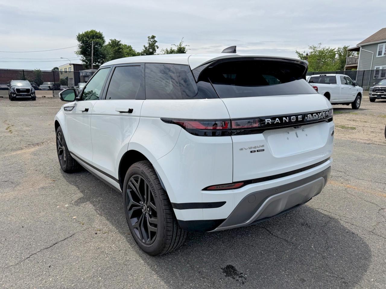 2020 Land Rover Range Rover Evoque Se - Фото 3