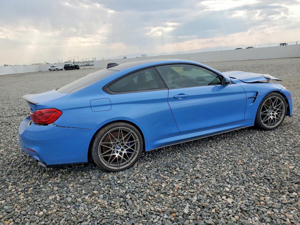 2018 BMW M4 - Image 3