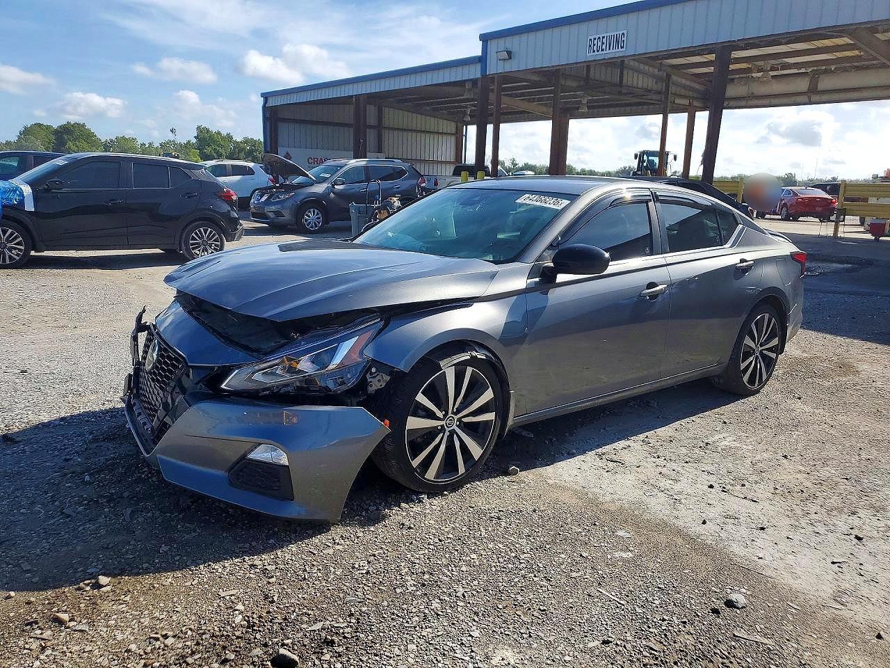 2022 Nissan Altima Sr