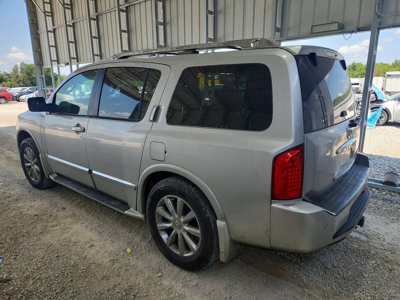 2010 Infiniti Qx56 Base - Image 2