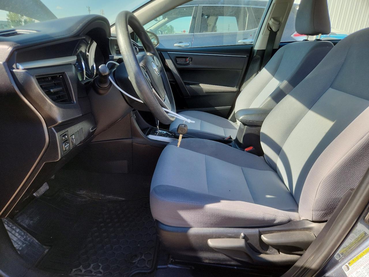 2015 Toyota Corolla L - Фото 7