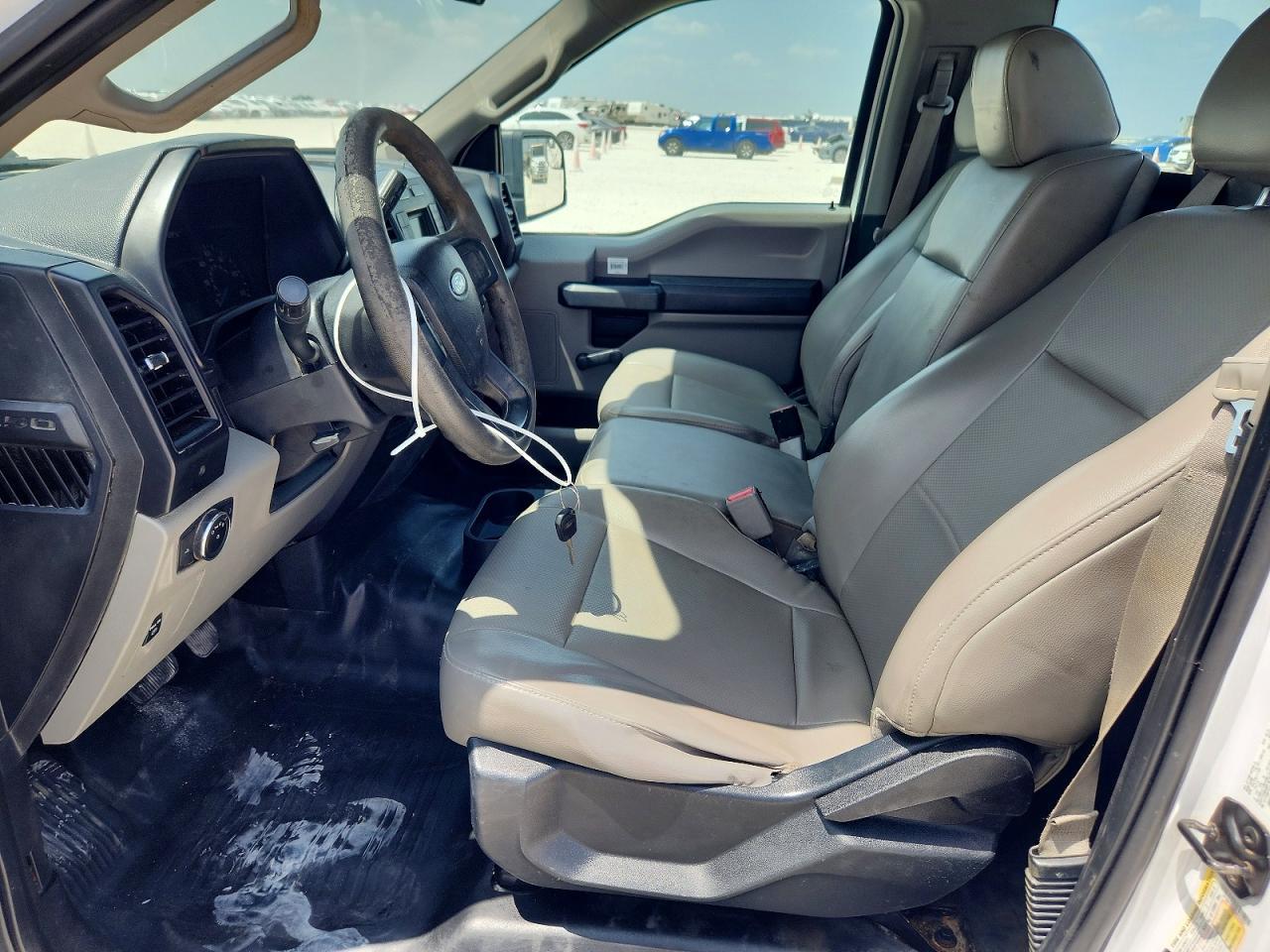 2016 Ford F150 - Фото 7