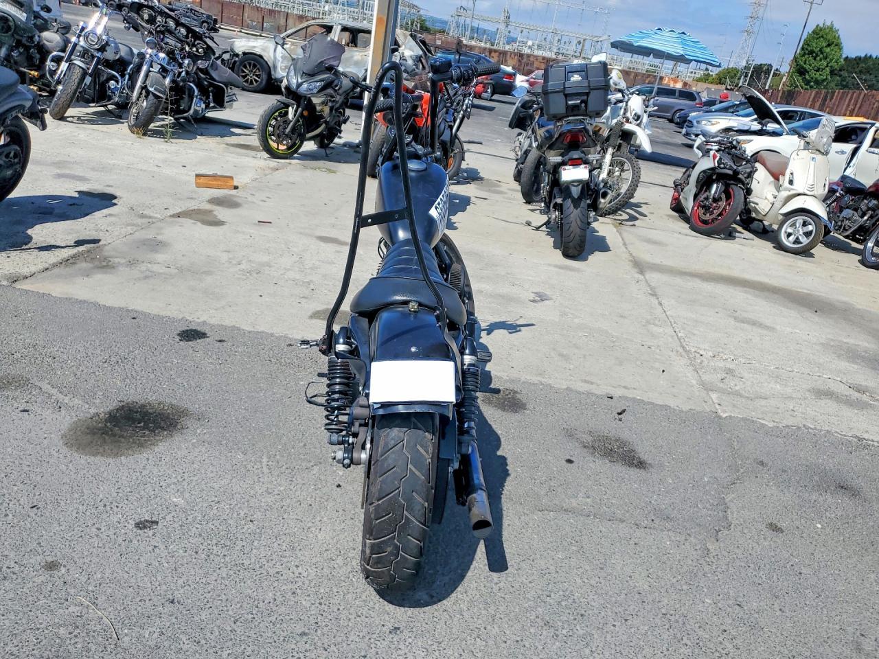 2017 Harley-Davidson Xl883 Iron 883 - Image 4