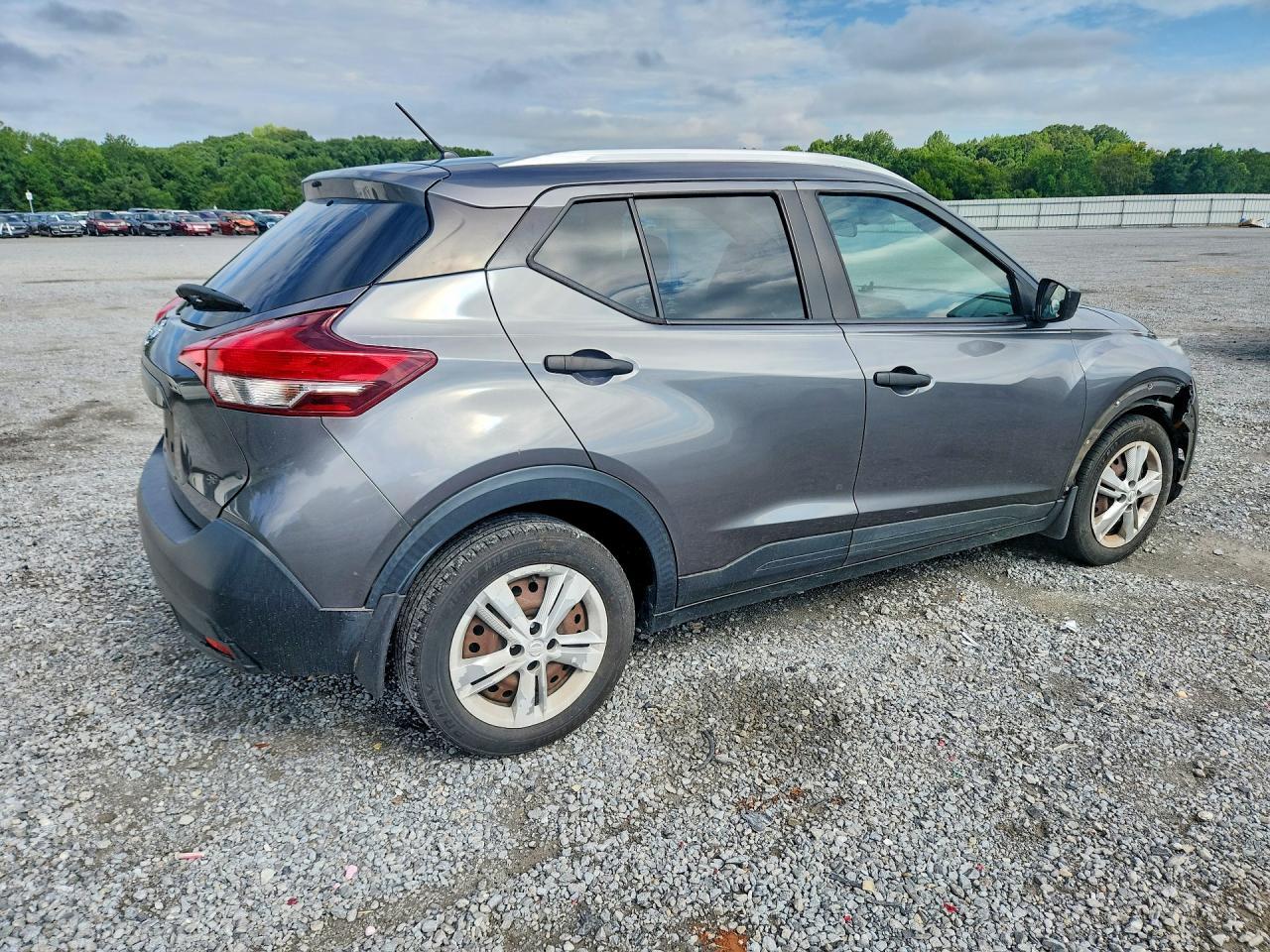 2019 Nissan Kicks S - Фото 3