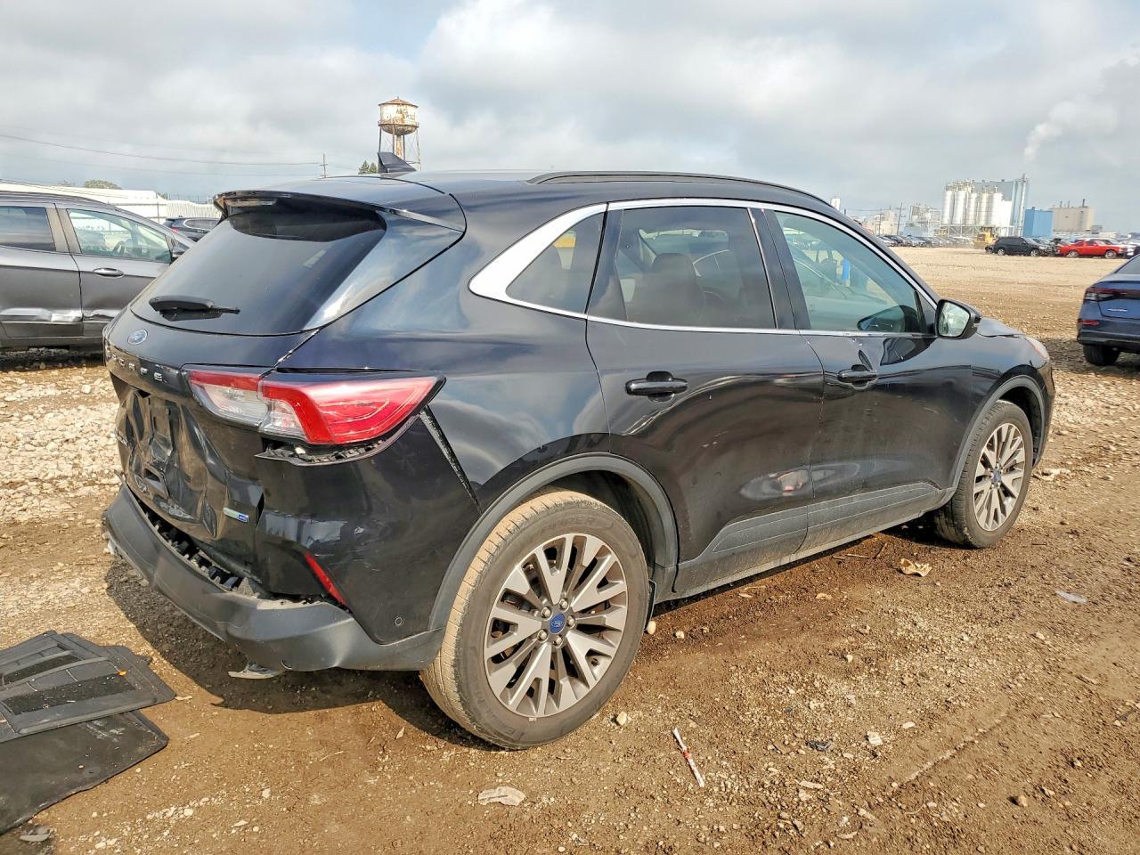 2020 Ford Escape Titanium - Фото 3