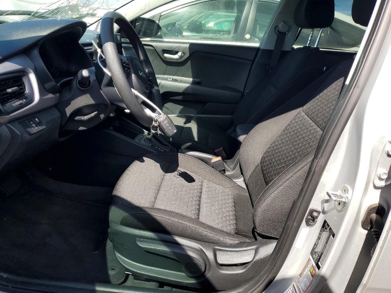 2022 Kia Rio S - Image 7