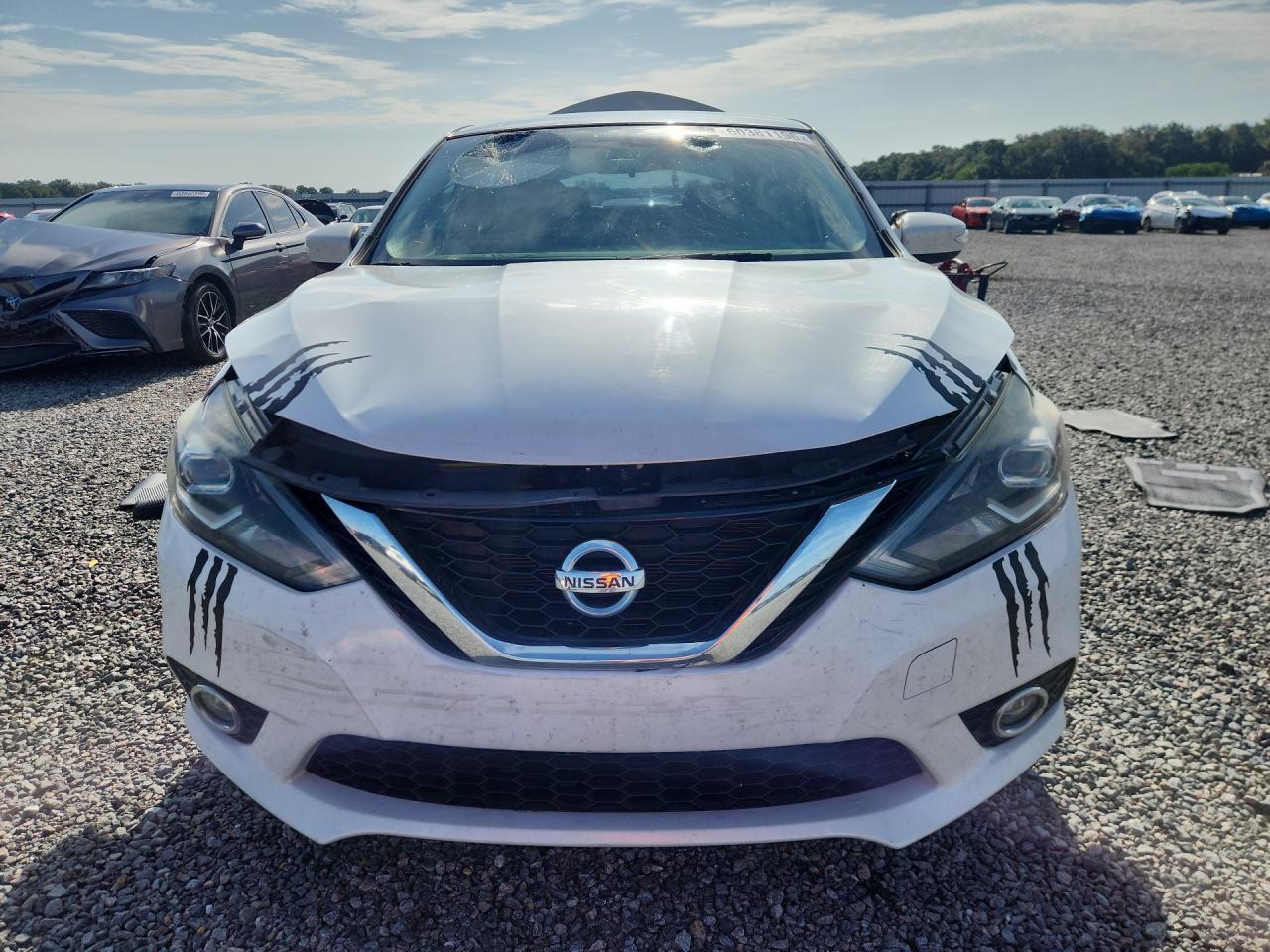 2017 Nissan Sentra Sr - Фото 5