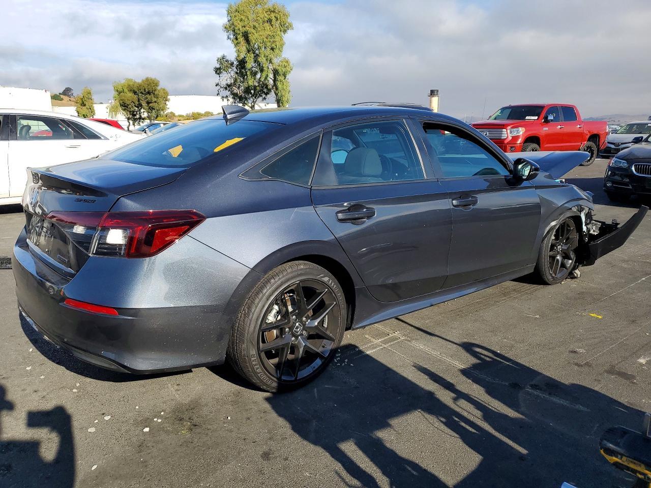 2025 Honda Civic Sport - Фото 3