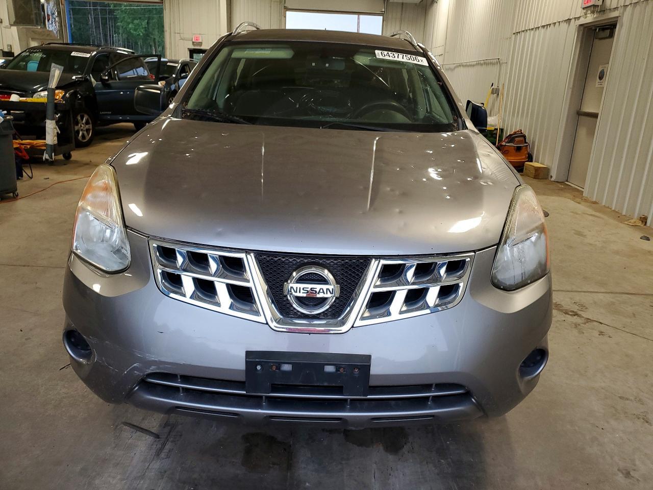 2015 Nissan Rogue Select S - Image 5
