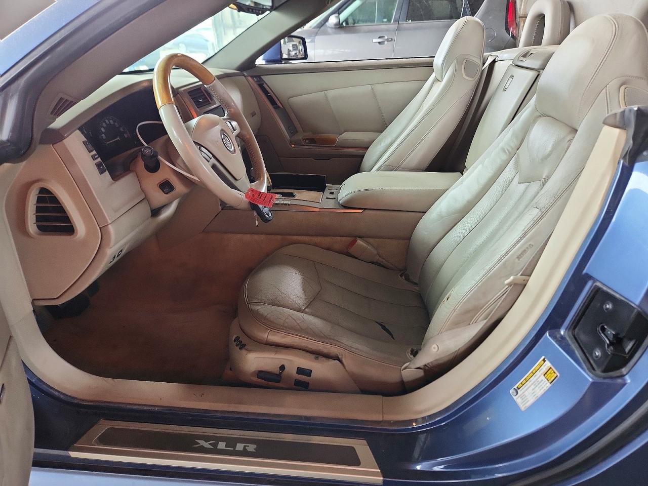 2005 Cadillac Xlr - Image 7