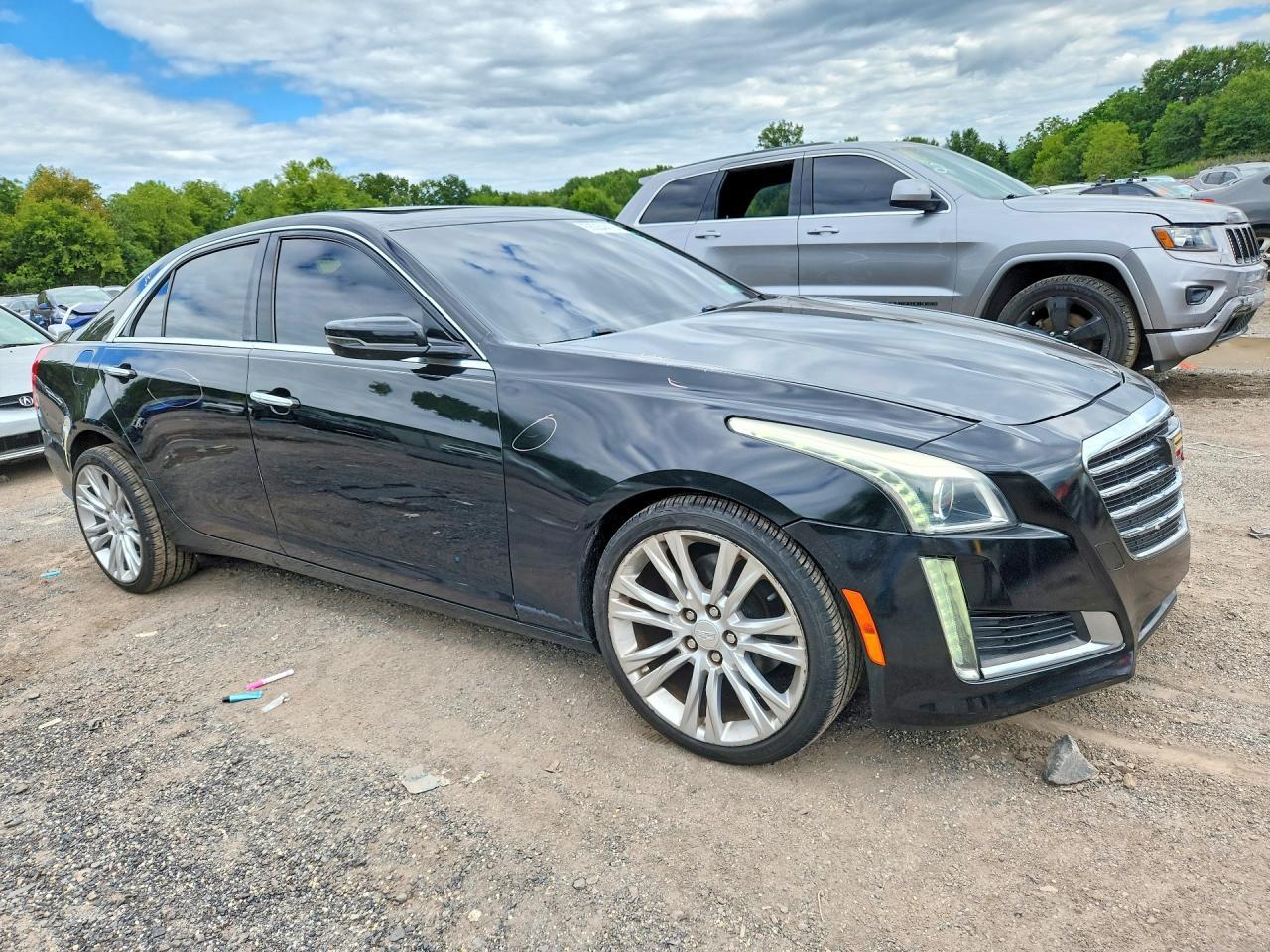 2017 Cadillac Cts Luxury - Image 4
