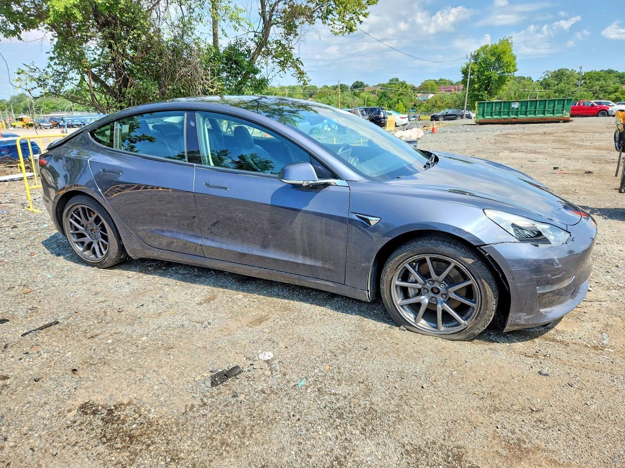 2019 Tesla Model 3 - Фото 4