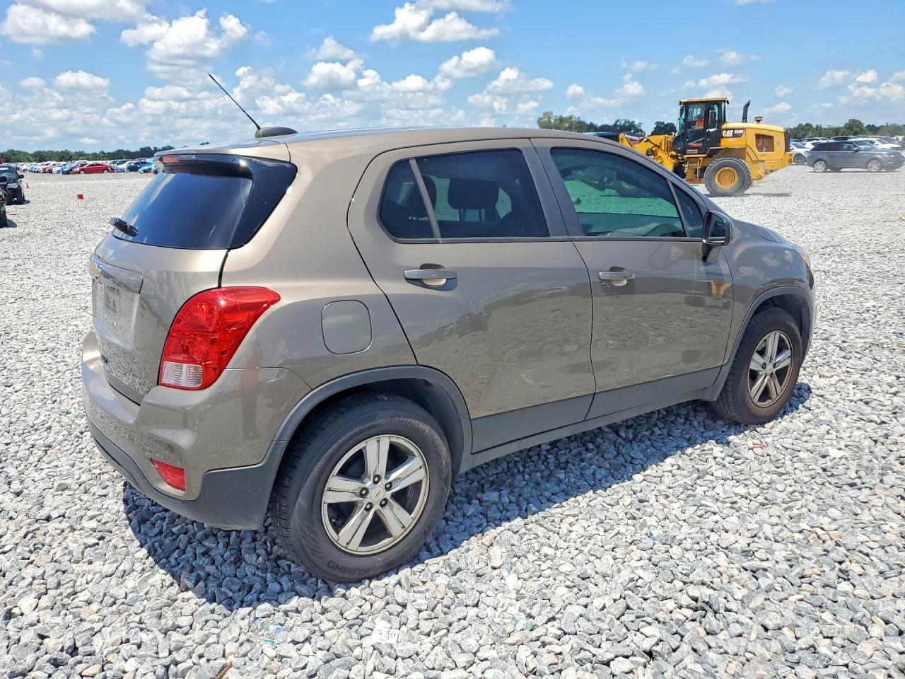 2020 Chevrolet Trax Ls - Image 3