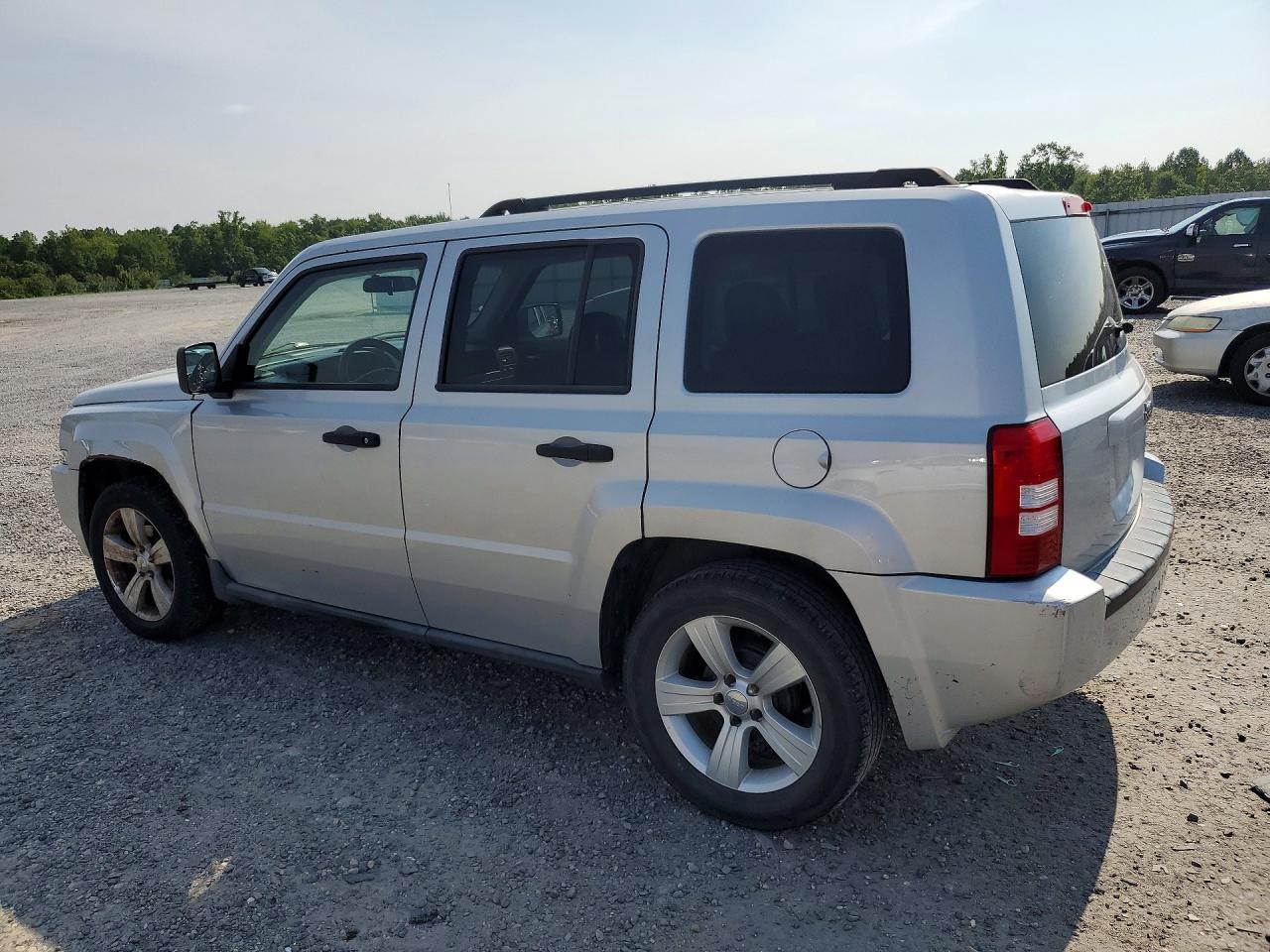 2008 Jeep Patriot Sport - Image 2