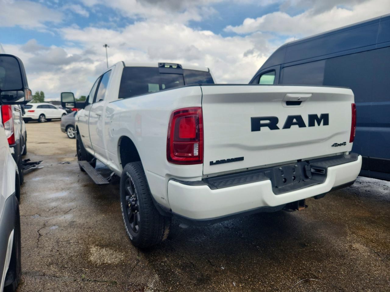 2025 Ram 2500 Laramie - Фото 2