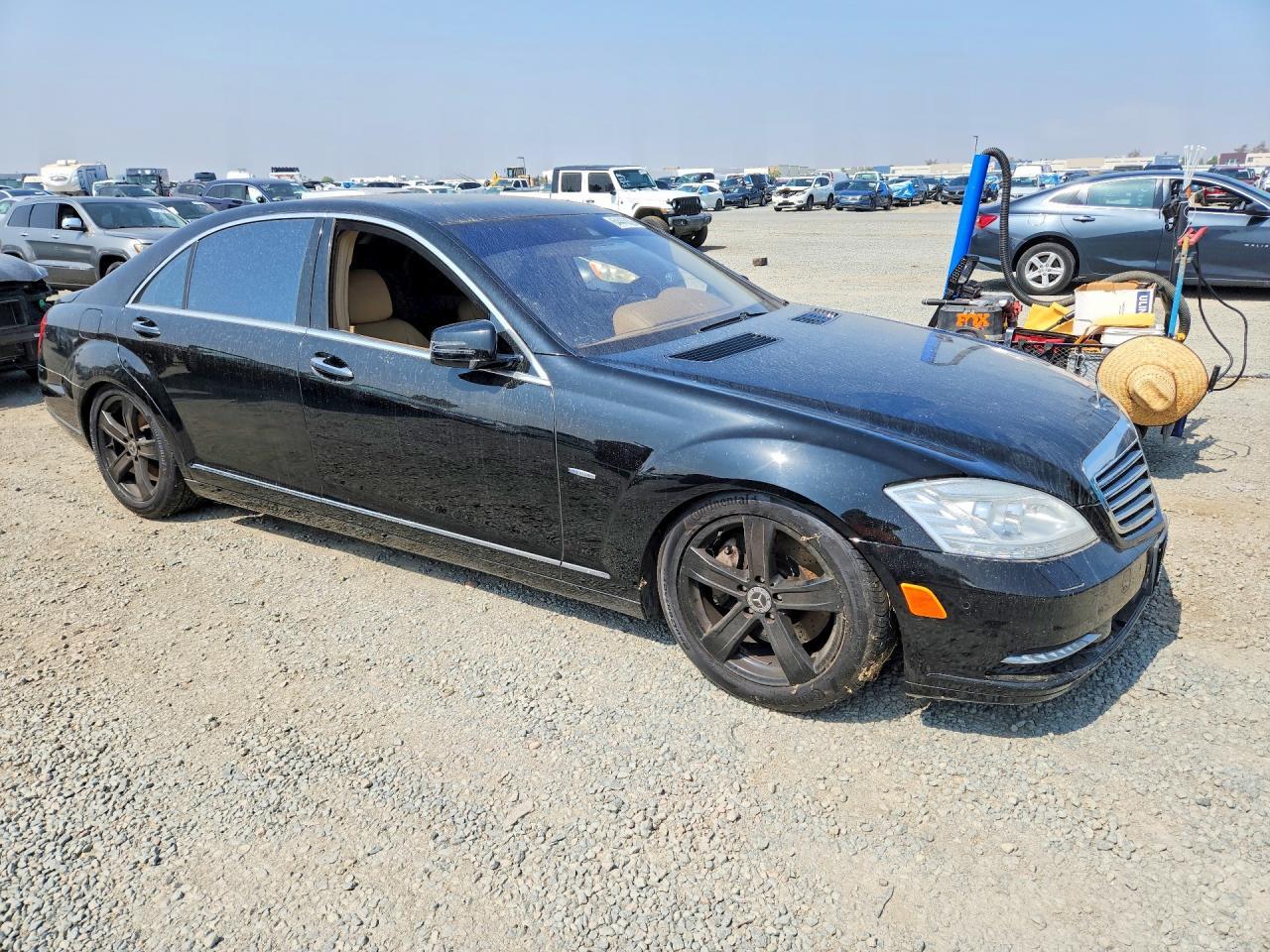 2012 Mercedes-Benz S 550 - Image 4
