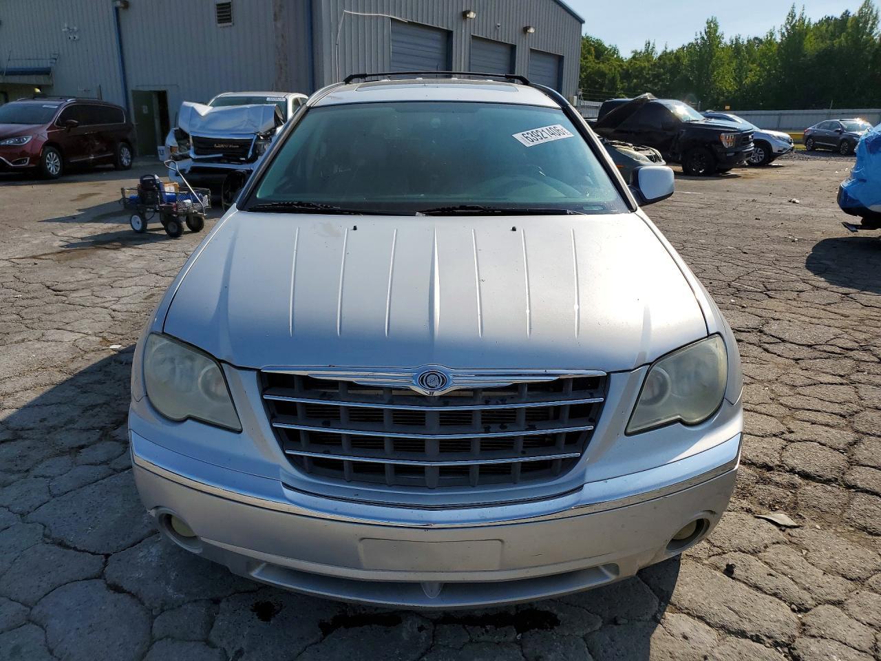 2007 Chrysler Pacifica Limited - Image 5