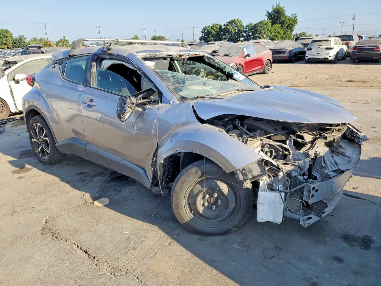 2019 Toyota C-Hr Xle - Фото 4