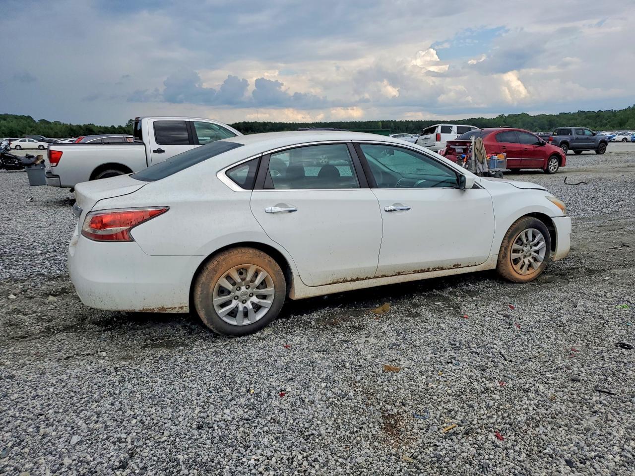 2015 Nissan Altima 2.5 - Фото 3
