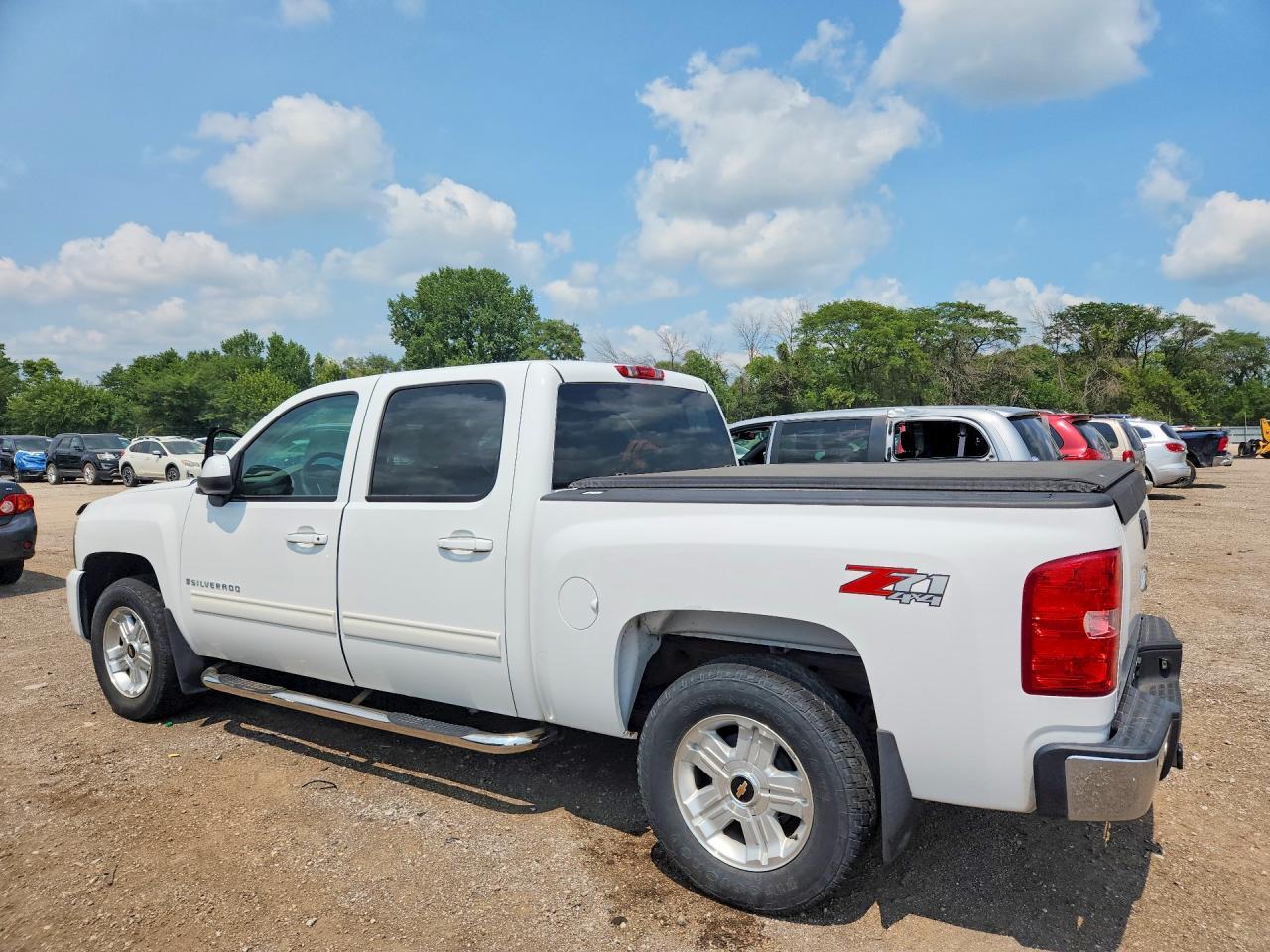 2009 Chevrolet Silverado K1500 Ltz - Image 2