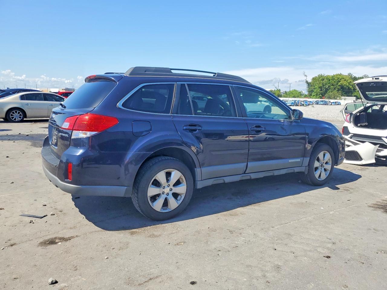 2012 Subaru Outback 2.5I Premium - Фото 3