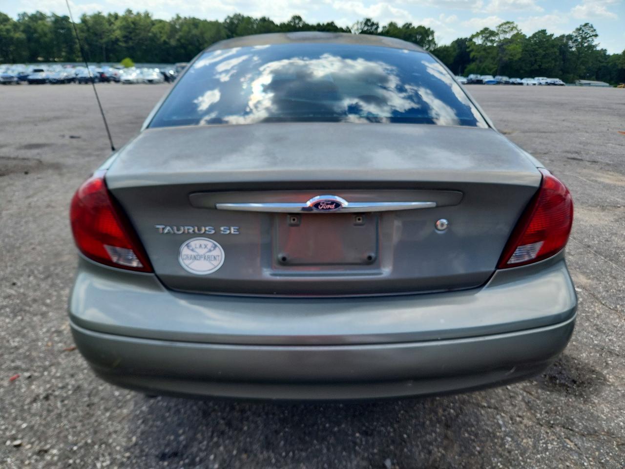 2002 Ford Taurus Se - Фото 6