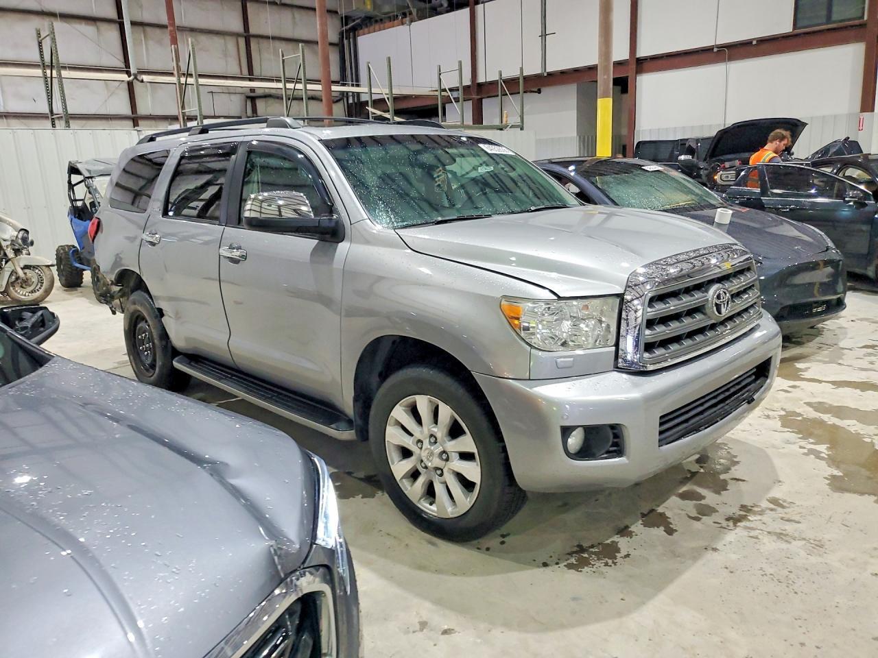 2012 Toyota Sequoia Platinum - Фото 4