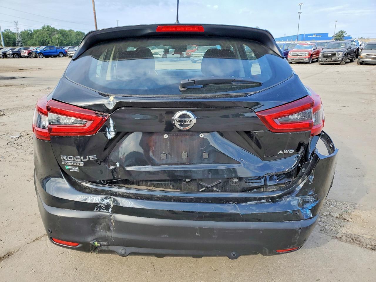 2021 Nissan Rogue Sport S - Фото 6