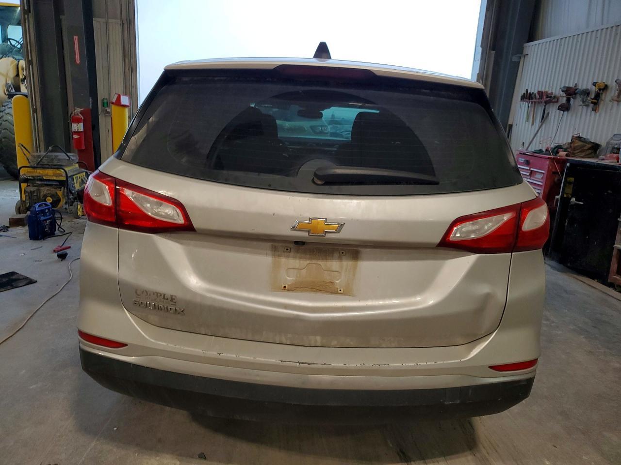 2018 Chevrolet Equinox Ls - Image 6