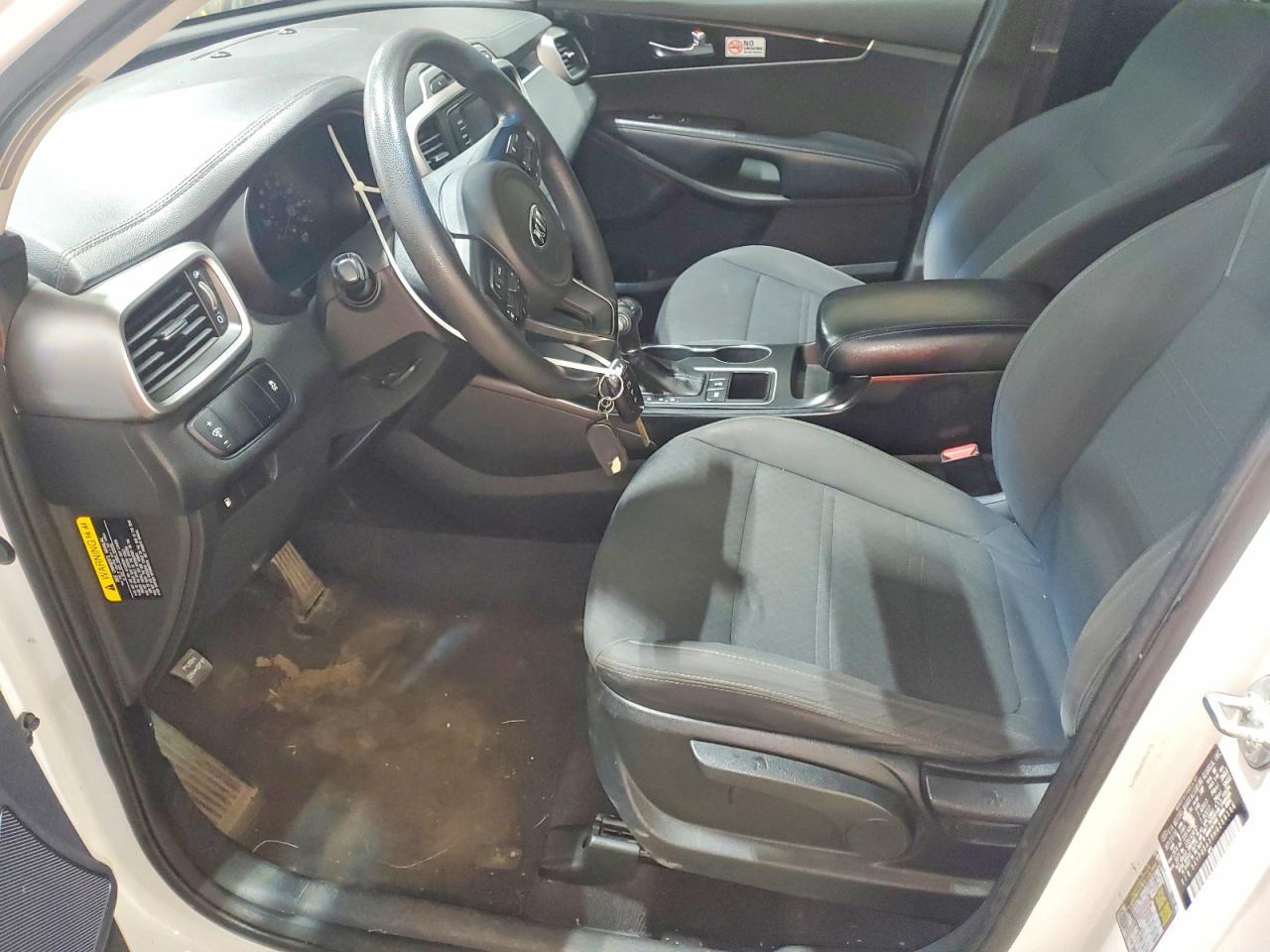 2017 Kia Sorento Lx - Image 7