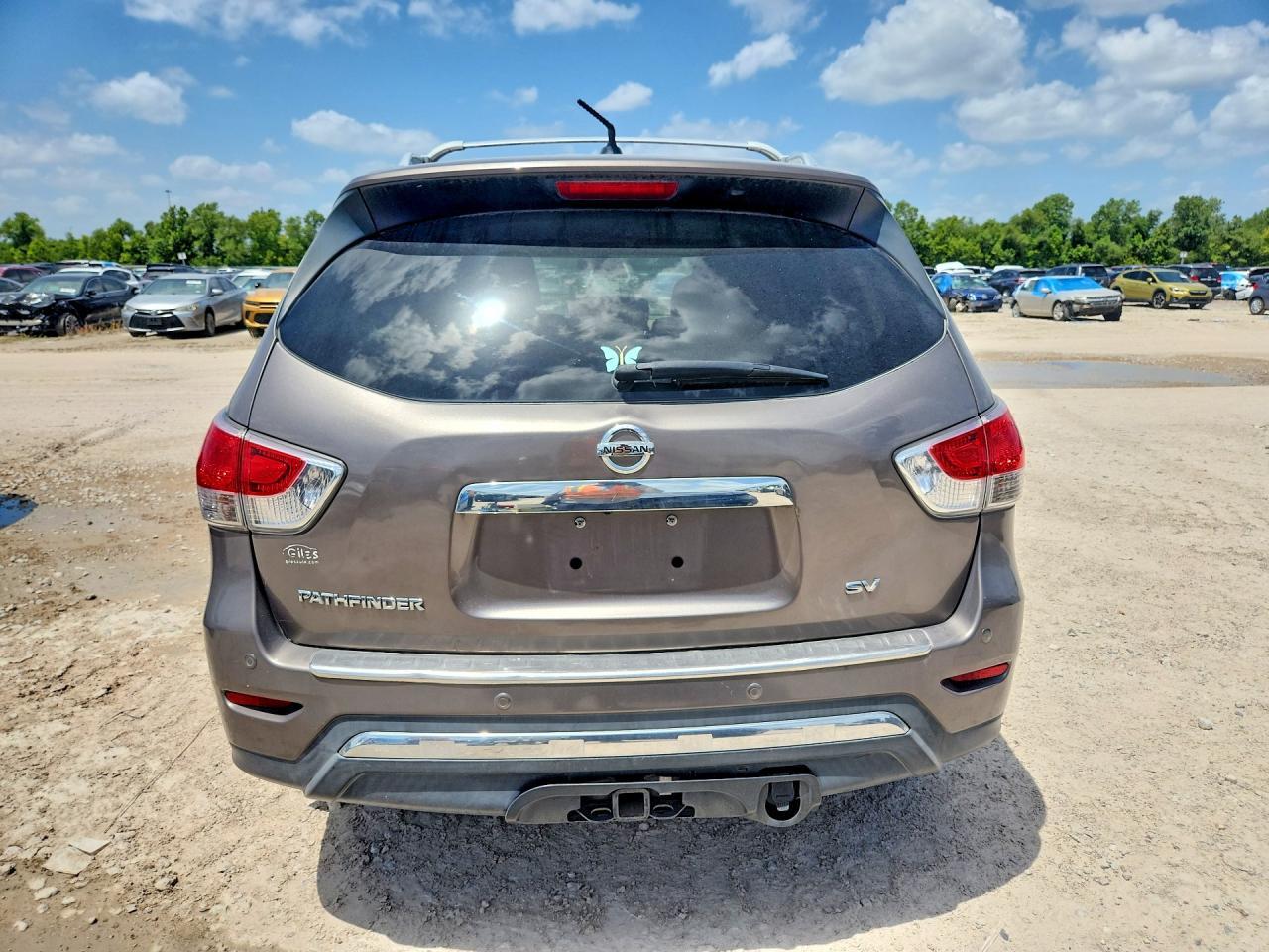 2014 Nissan Pathfinder S - Фото 6