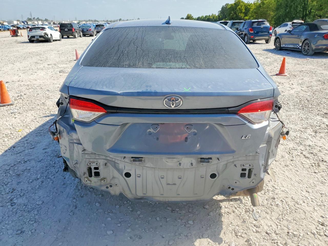 2021 Toyota Corolla Le - Image 6