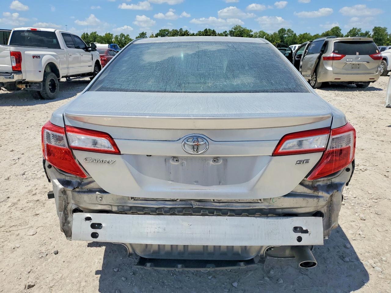 2014 Toyota Camry Se - Фото 6