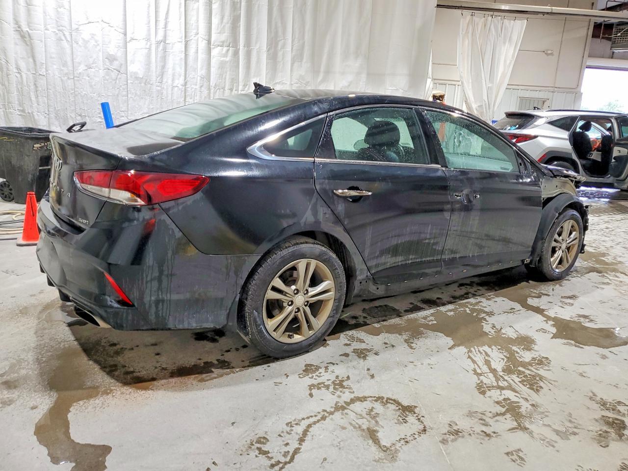 2019 Hyundai Sonata Sport - Image 3