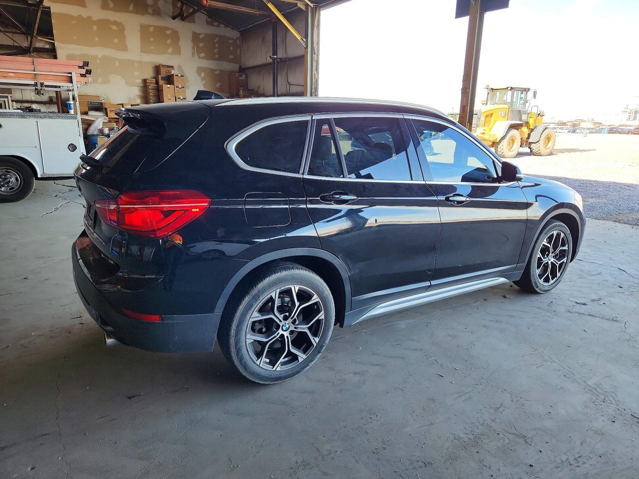 2021 BMW X1 Sdrive28I - Image 3