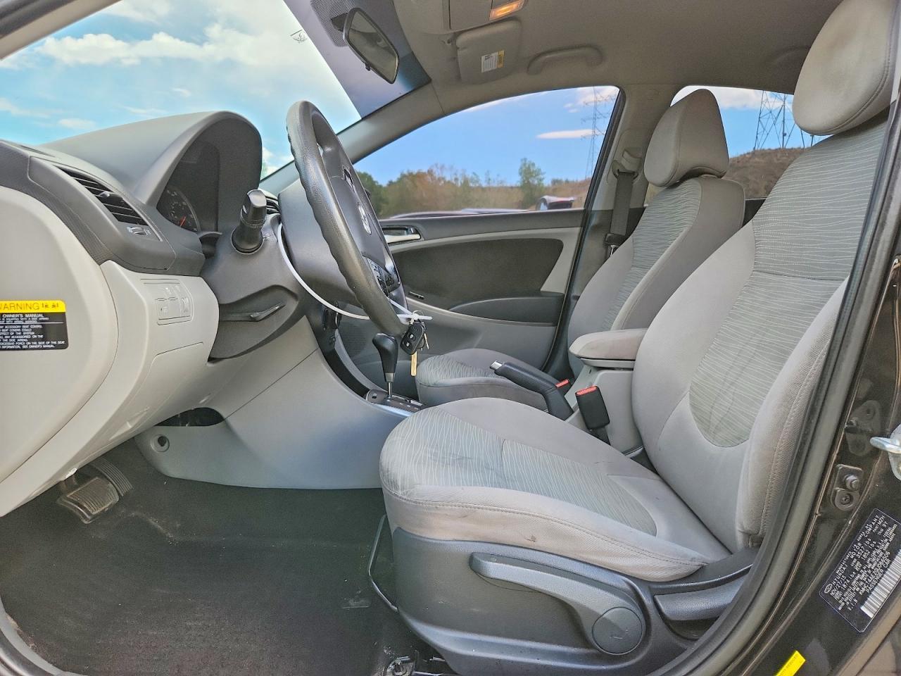 2016 Hyundai Accent - Image 7