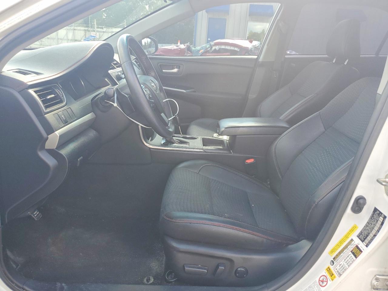 2015 Toyota Camry Se - Фото 7