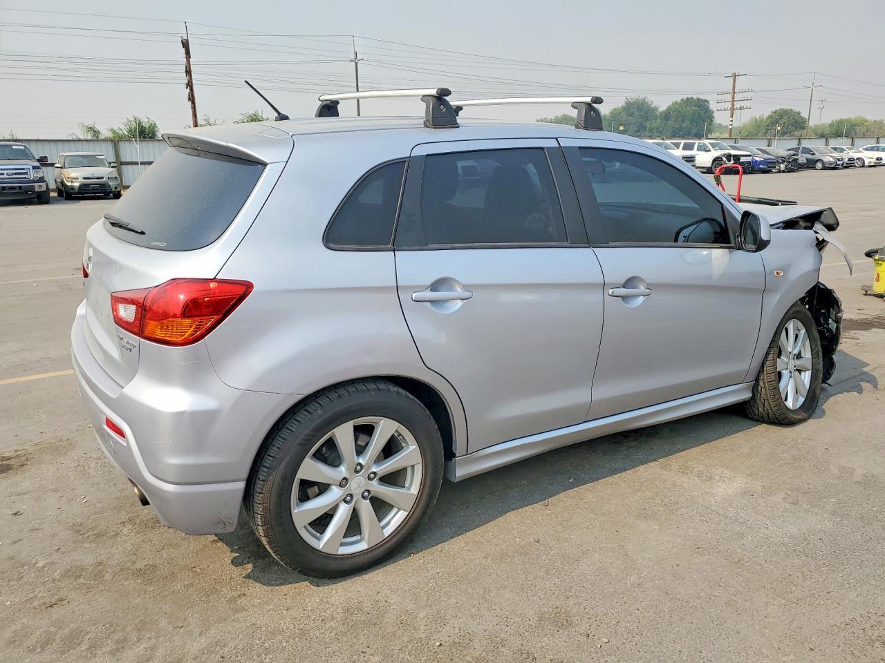 2012 Mitsubishi Outlander Sport Se - Фото 3
