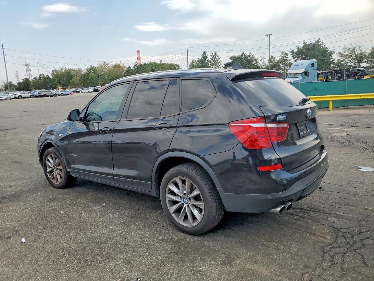 2016 BMW X3 xDrive28I - Фото 2