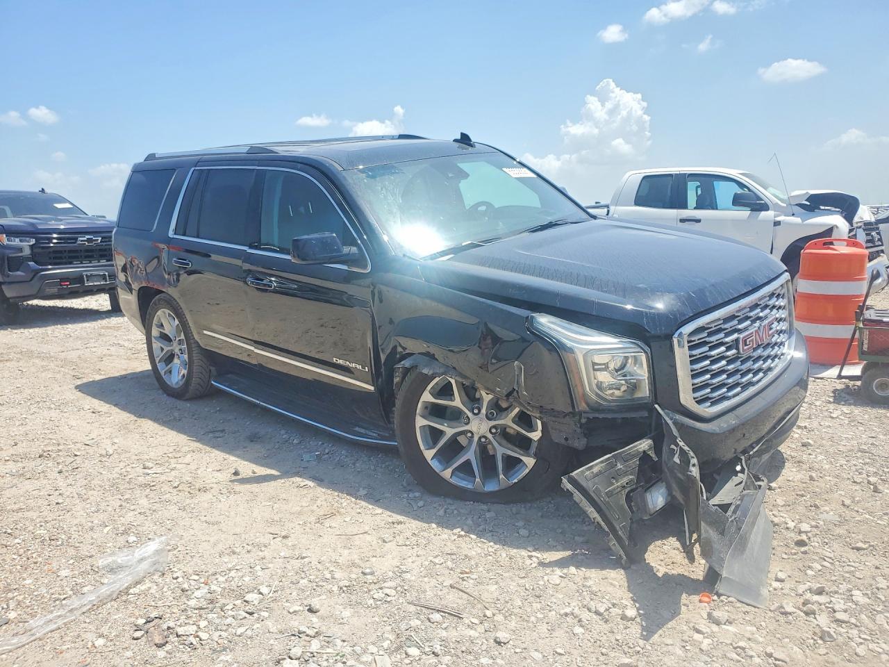 2020 GMC Yukon Denali - Фото 4
