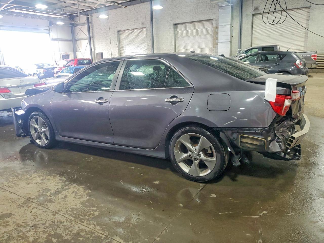 2014 Toyota Camry Se Sport - Фото 2