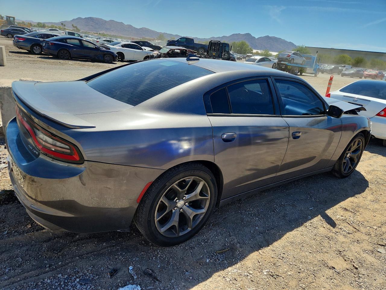 2015 Dodge Charger Sxt - Image 3